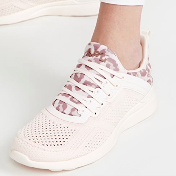 APL Techloom Tracer Sneakers in Creme/Beachwood/Leopard Size 7.5 - Picture 2 of 8